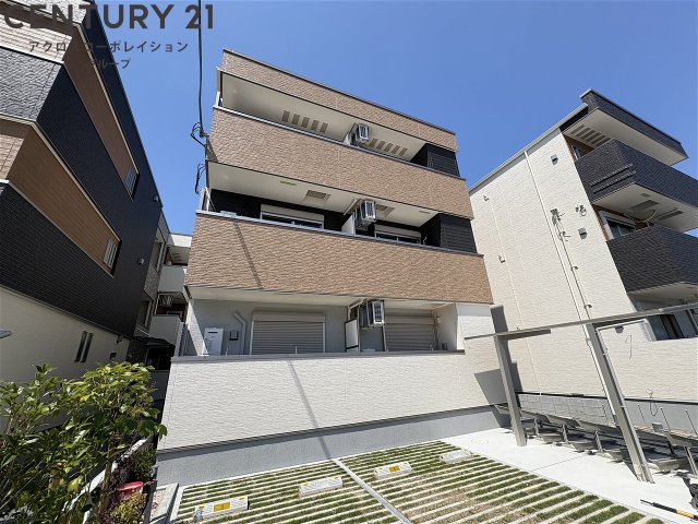 建物外観　オートロック付きの物件です！