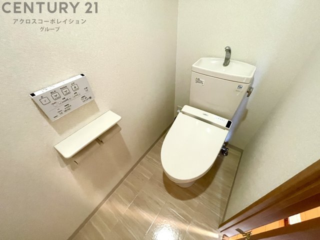トイレ　ウォシュレット付きのトイレです♪