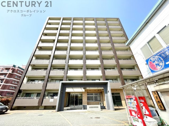 建物外観　オートロック完備で安心のセキュリティ♪