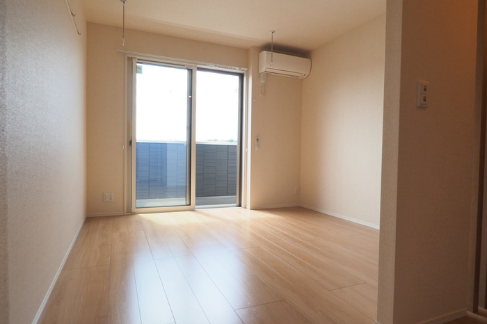 その他部屋・スペース　落ち着いて過ごせるお部屋なので、寝室にいかがでしょうか