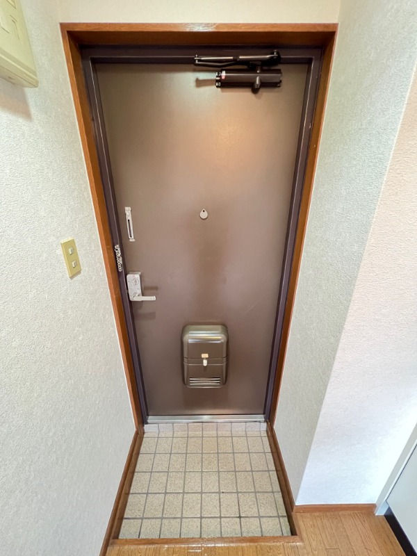 玄関　※他部屋参考写真