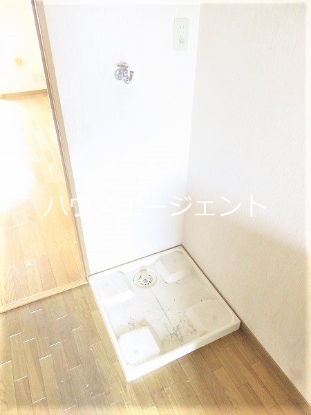 その他設備　もちろん室内洗濯機置場です※参考画像