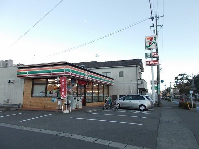 コンビニ　セブンイレブン静岡牧ケ谷店（コンビニ）まで500m