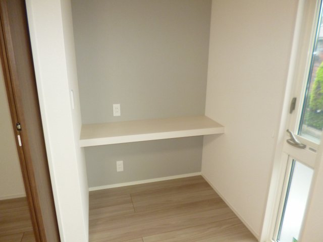 その他部屋・スペース　作業机