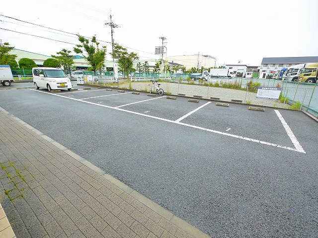 駐車場　駐車場があります