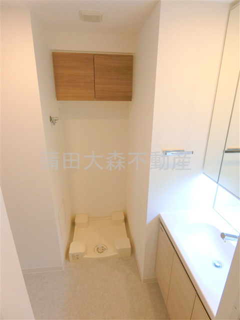 洗面設備　洗面脱衣所　独立洗面台　洗濯機置き場