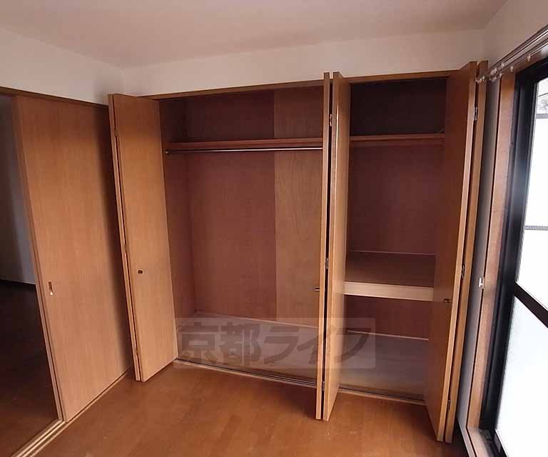 収納　洋服の収納もバッチリです。