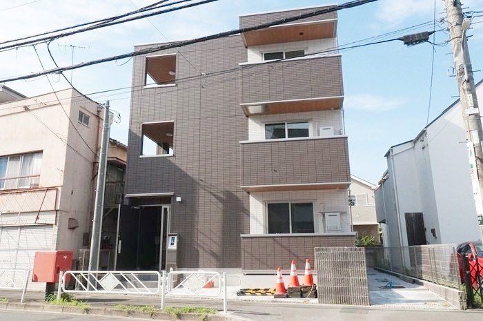エントランス　★お問い合わせはタウンハウジングまで★