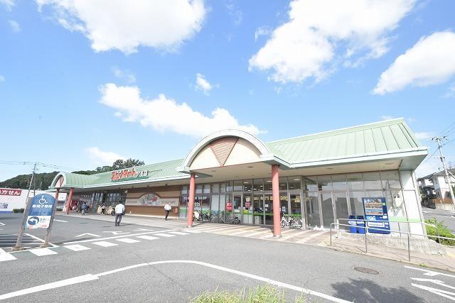 スーパー　スピナ（スーパー）まで1000m