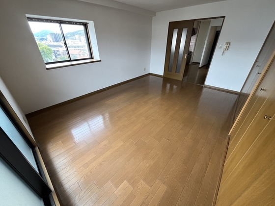 居室・リビング　※別部屋の写真です