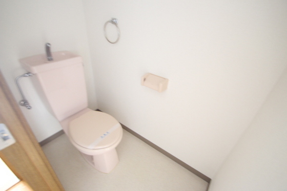 トイレ　※別部屋の写真です