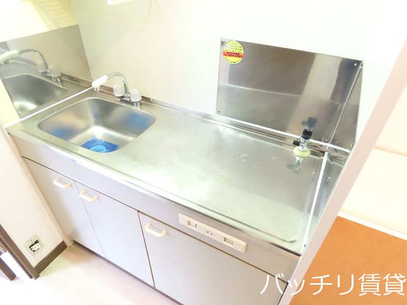 キッチン　同型タイプの為現状優先