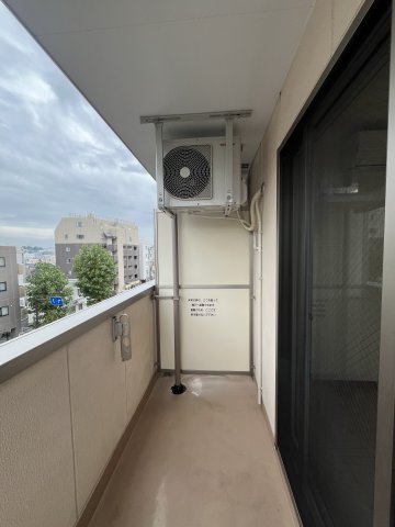 バルコニー　※他号室の写真です。