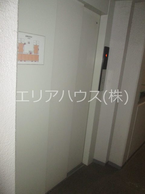 ロビー