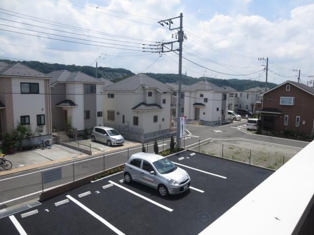 眺望　★目の前が駐車場になってますので日当たりも安心★