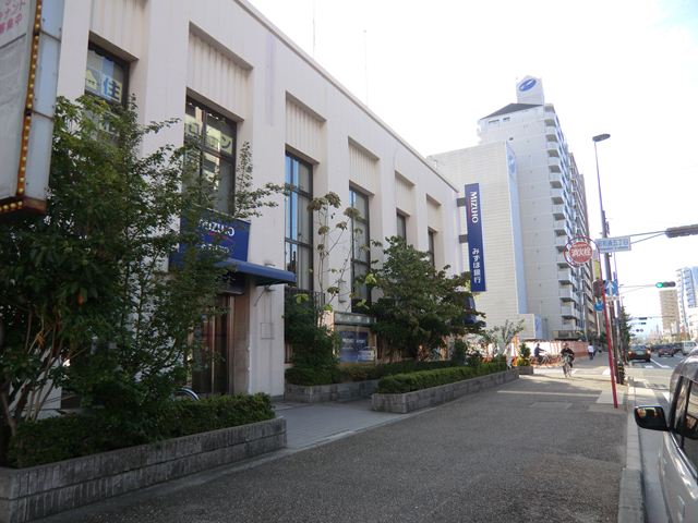 銀行　みずほ銀行　尼崎支店（銀行）まで125m