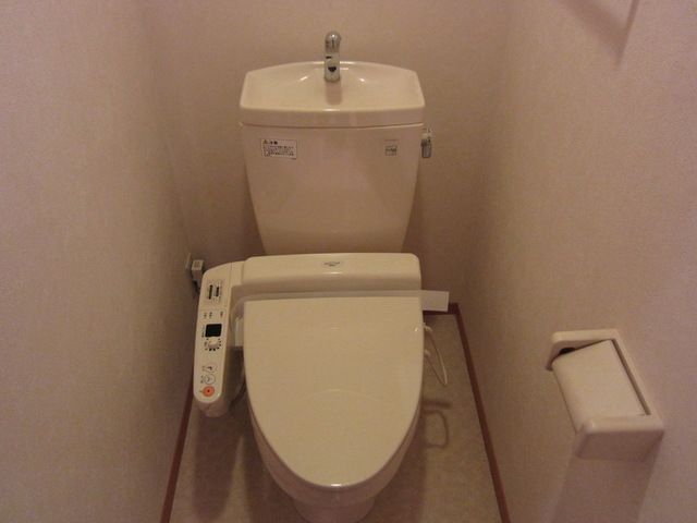 リヴェール ABのトイレ写真