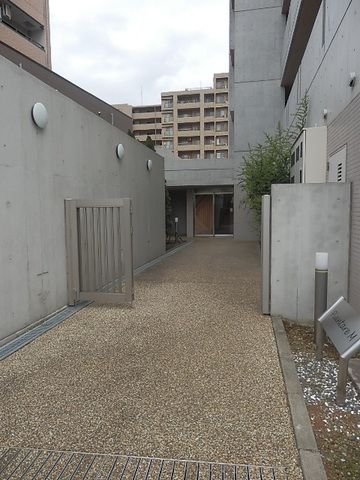 エントランス　エントランスオートロック