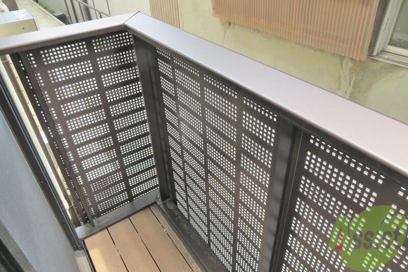 バルコニー　バルコニーはこんな感じです～。南東向きなので洗濯物も乾くね。