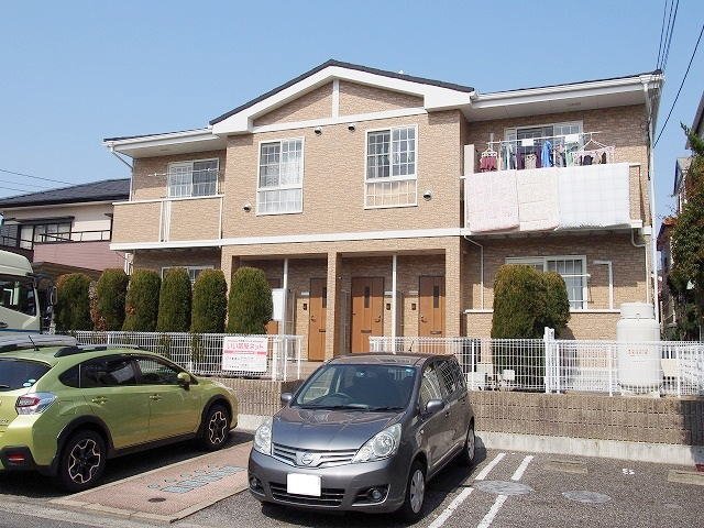建物外観　外観は落ち着いています