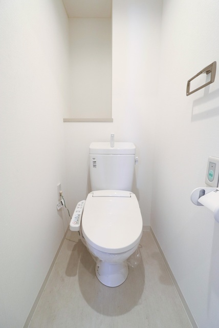 URアーバンドエル植田のトイレ写真