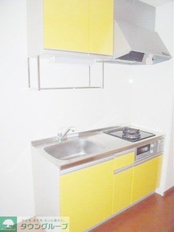 キッチン　グリル付きの２口システムキッチン