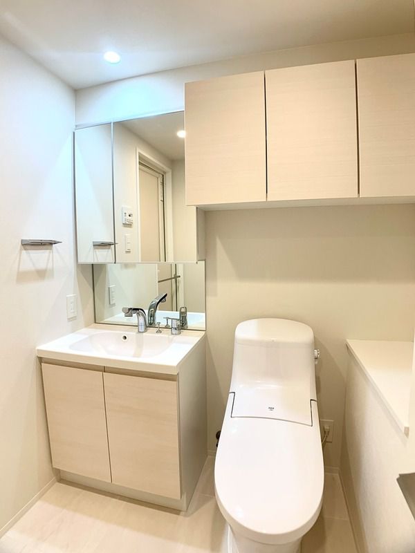 トイレ　写真は同タイプ住居です。