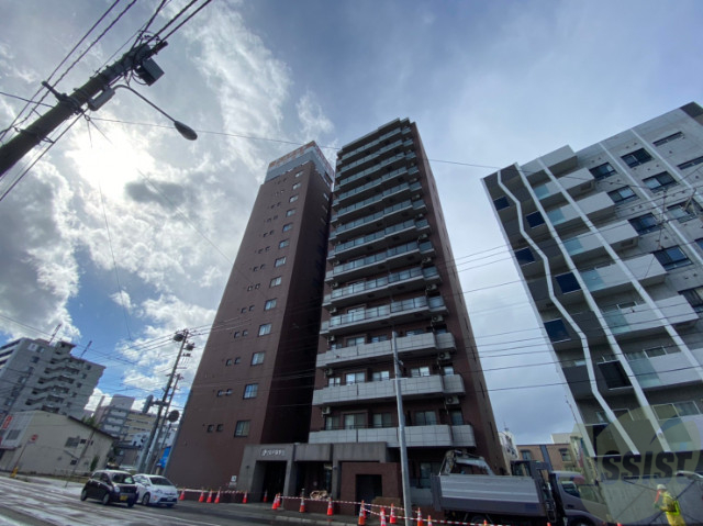 建物外観　札幌市中央区南１０条西「ドミ山鼻拾条」