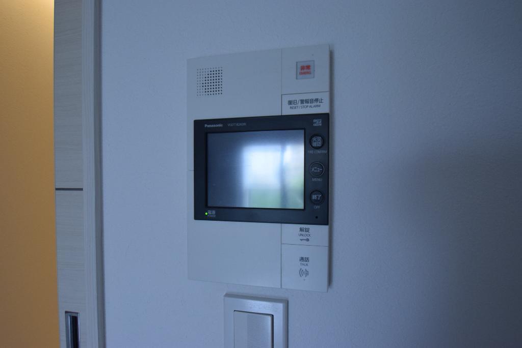 セキュリティ　カメラ付インターホン