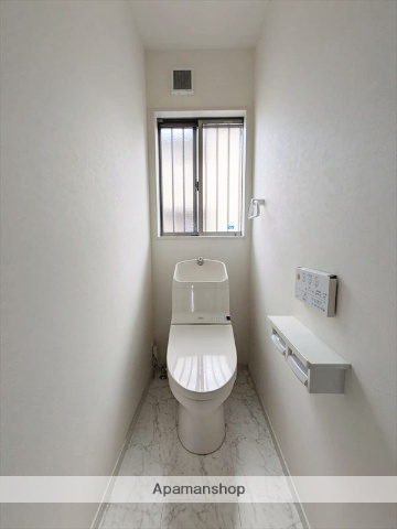 水島臨海鉄道 球場前駅 徒歩13分 2階建 築11年のトイレ写真