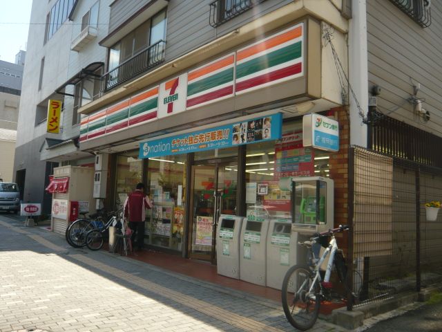 コンビニ　セブンイレブン（コンビニ）まで100m