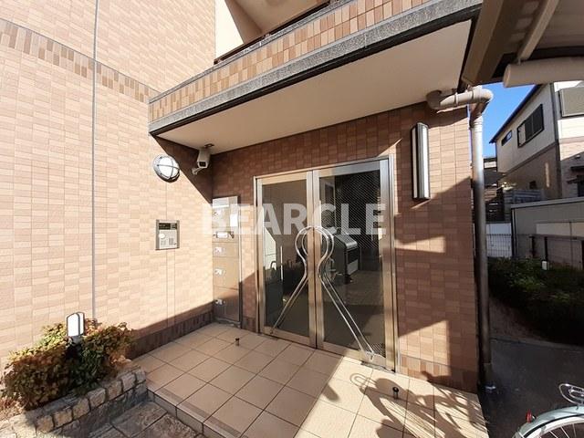エントランス　建物の内部です