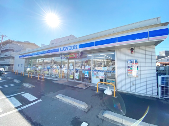 コンビニ　ローソン 横須賀久里浜四丁目店（コンビニ）まで116m
