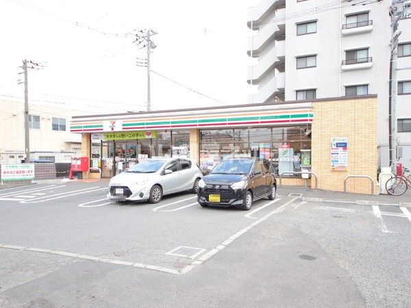 コンビニ　セブンイレブン 大和下鶴間2丁目店（コンビニ）まで572m