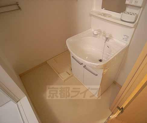洗面設備　シャンプードレッサー付き