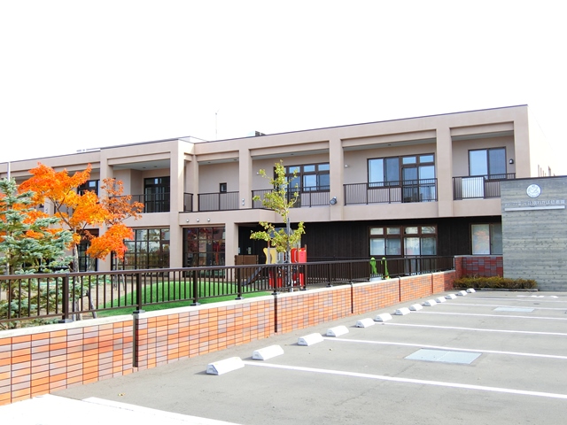 幼稚園・保育園　認定こども園元江別わかば幼稚園（幼稚園・保育園）まで362m