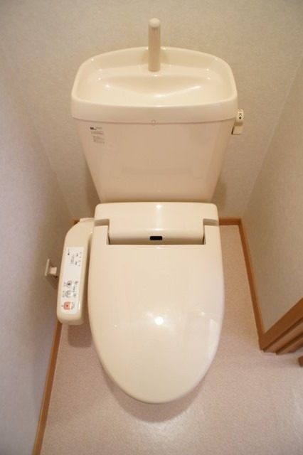 トイレ　図面と現状に相違がある場合には現状を優先