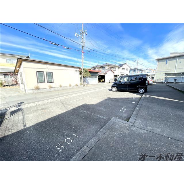 駐車場　駐車場
