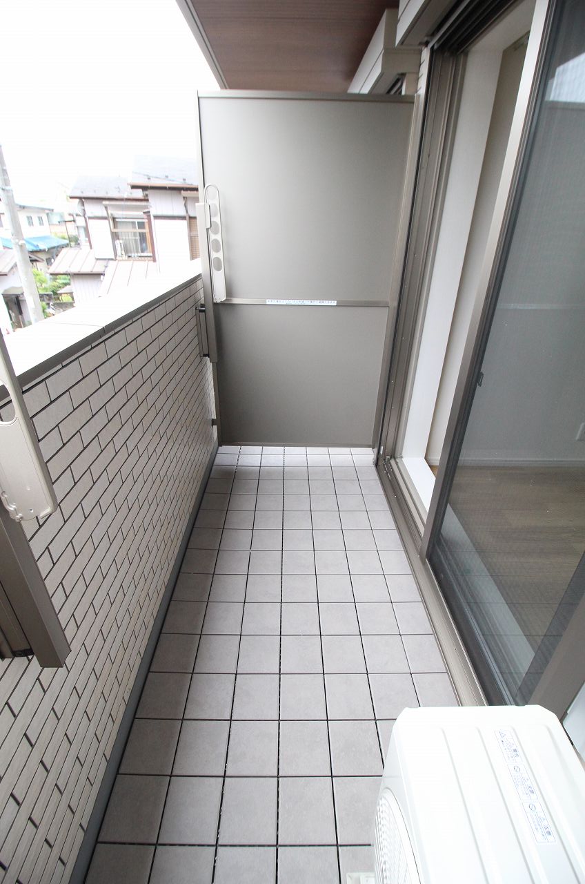 バルコニー　別の部屋の写真です
