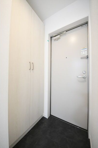 地下鉄西神・山手線 大倉山駅 徒歩11分 3階建 築1年の玄関写真