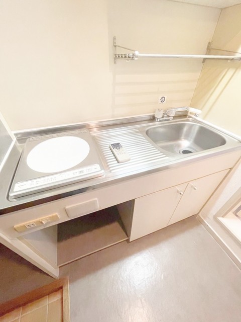キッチン　同型のお部屋となります