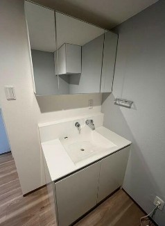 トレスコート大森山王の内装写真