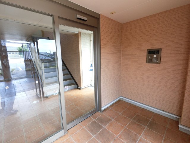 ＪＲ成田線 成田駅 徒歩21分 3階建 築22年の外観写真