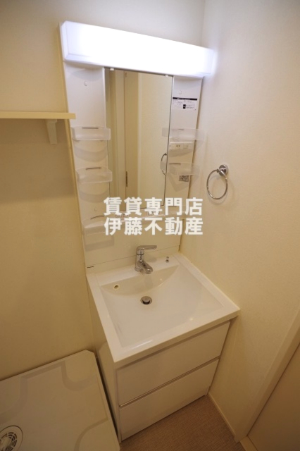 洗面設備　独立洗髪洗面化粧台
