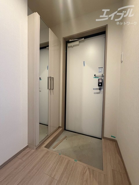 阪急京都線 上新庄駅 徒歩8分 3階建 新築の玄関写真