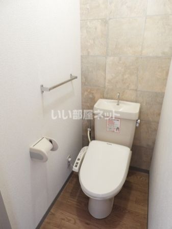 ＪＲ山陽本線 高島駅 徒歩17分 2階建 築31年のトイレ写真