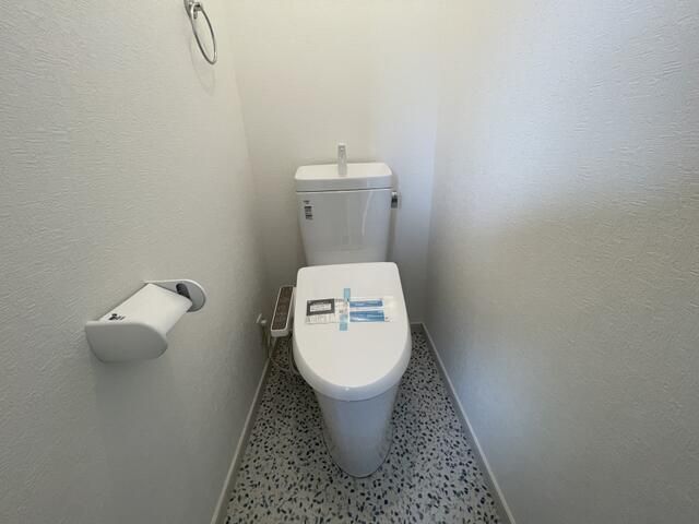 ホワイトヴィレッジAのトイレ写真