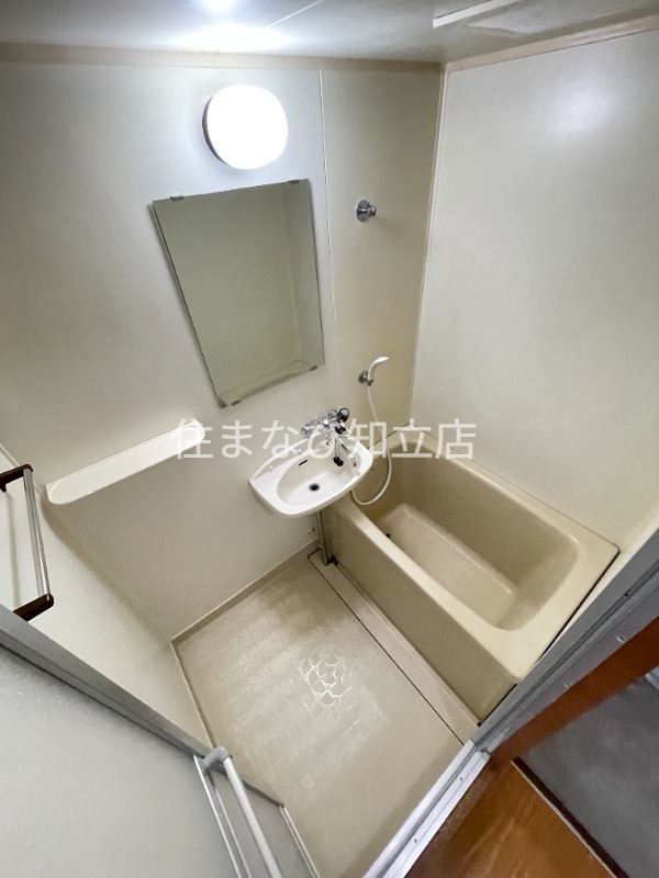 バス・シャワールーム　同型別部屋写真