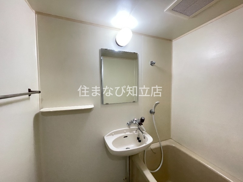 洗面設備　同型別部屋写真