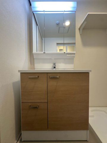 洗面設備　別号室イメージの為、現状を優先致します。